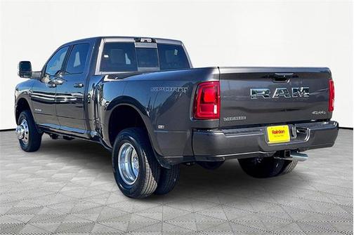 2025 RAM 3500 Laramie Crew Cab 4x4 8' Box
