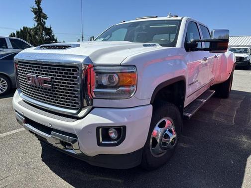 2017 GMC Sierra 3500 Denali