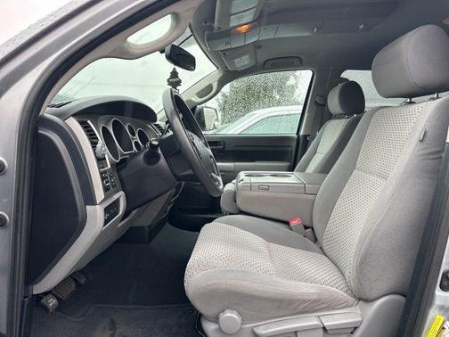 2013 Toyota Tundra Grade