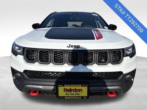 Bright White Clearcoat 2026 Jeep Compass Trailhawk