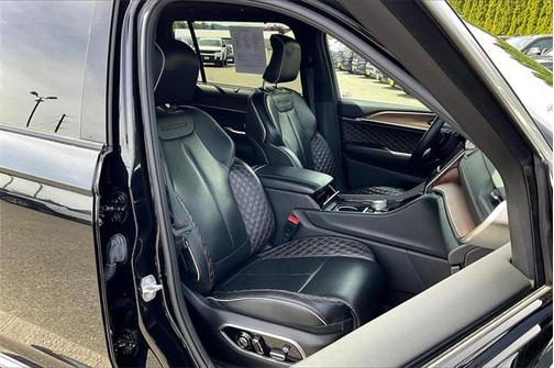 2022 Jeep Grand Cherokee L Summit