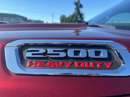2019 RAM 2500 Limited Crew Cab 4x4 6'4' Box