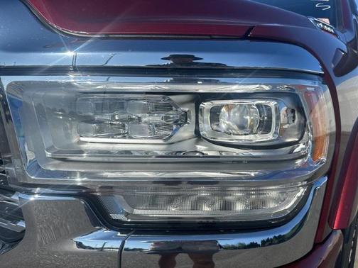 2019 RAM 2500 Limited Crew Cab 4x4 6'4' Box