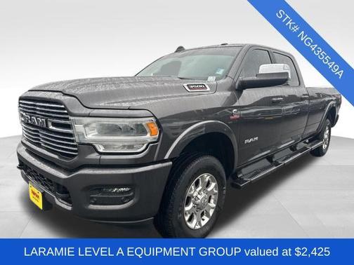 2022 RAM 3500 Laramie Crew Cab 4x4 8' Box