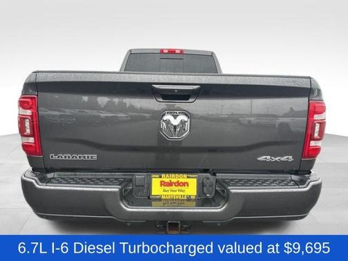 2022 RAM 3500 Laramie Crew Cab 4x4 8' Box