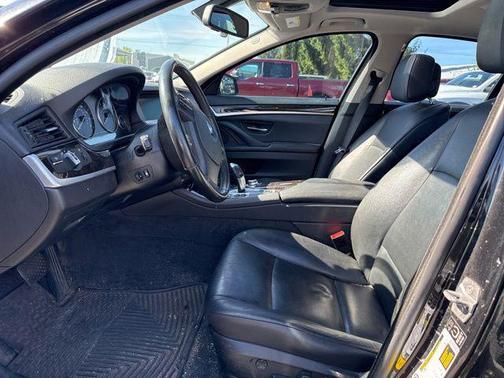 Black Sapphire Metallic 2013 BMW 528 xDrive