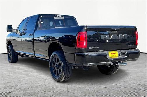 2025 RAM 3500 Laramie Crew Cab 4x4 8' Box