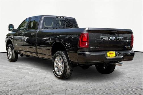 2025 RAM 2500 Laramie Crew Cab 4x4 8' Box