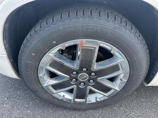 2011 GMC Acadia Denali