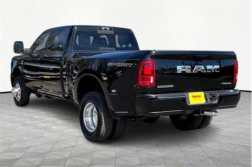 2025 RAM 3500 Laramie Crew Cab 4x4 8' Box
