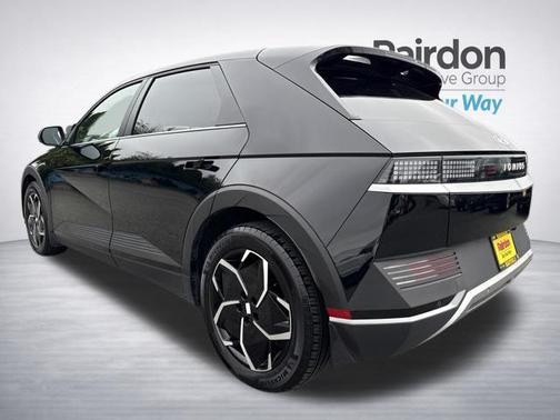 Abyss Black 2023 Hyundai IONIQ 5 SE