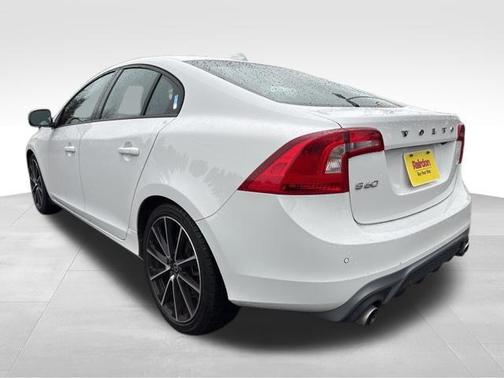 2018 Volvo S60 T5 Dynamic