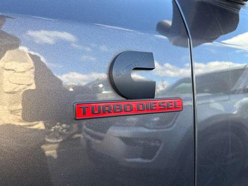 2023 RAM 3500 Laramie Crew Cab 4x4 8' Box