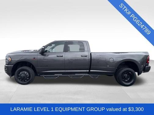2023 RAM 3500 Laramie Crew Cab 4x4 8' Box