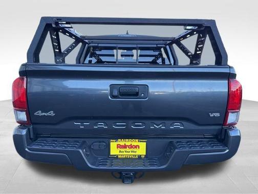 2022 Toyota Tacoma SR