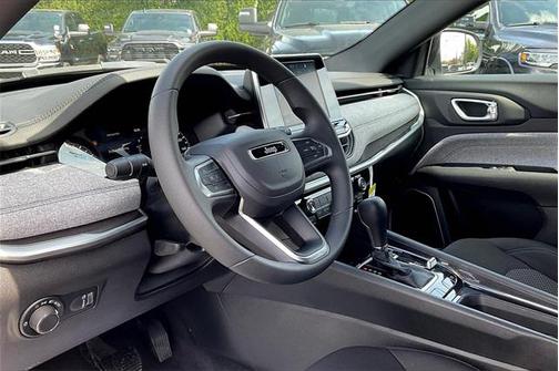 2025 Jeep Compass Sport