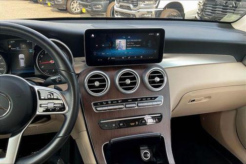 2021 Mercedes-Benz GLC 300 4MATIC
