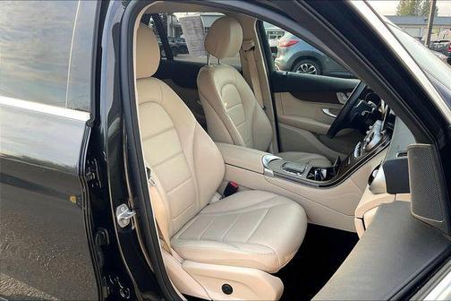2021 Mercedes-Benz GLC 300 4MATIC