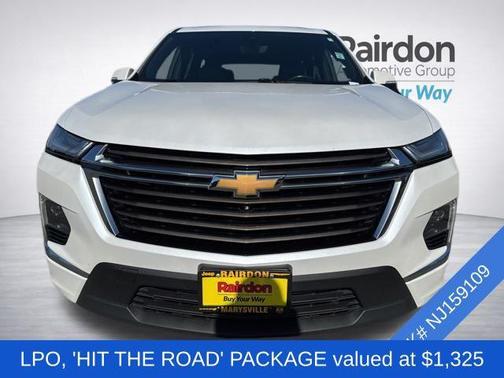 Iridescent Pearl Tricoat 2022 Chevrolet Traverse High Country