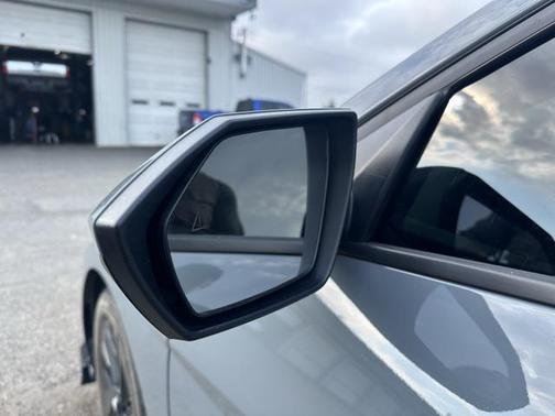 2022 Hyundai ELANTRA HEV Blue