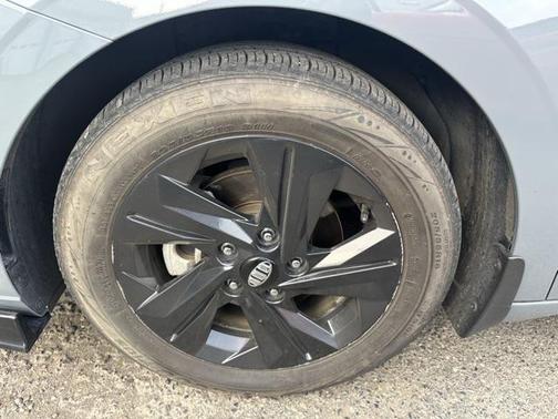 2022 Hyundai ELANTRA HEV Blue