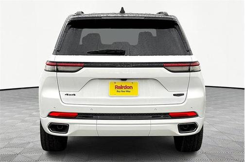 2025 Jeep Grand Cherokee Summit