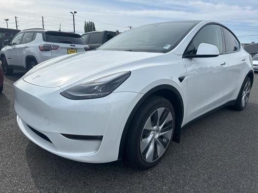 2023 Tesla Model Y Long Range Dual Motor All-Wheel Drive