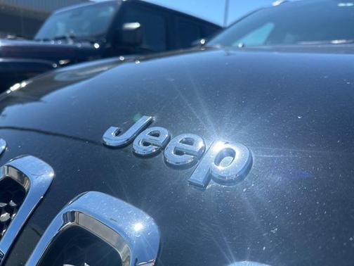 2018 Jeep Cherokee Latitude