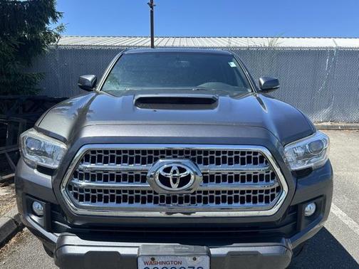 2016 Toyota Tacoma SR5