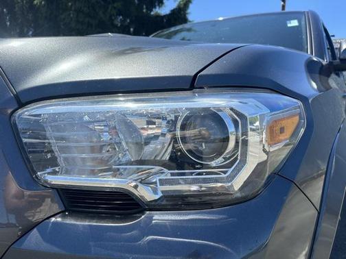 2016 Toyota Tacoma SR5