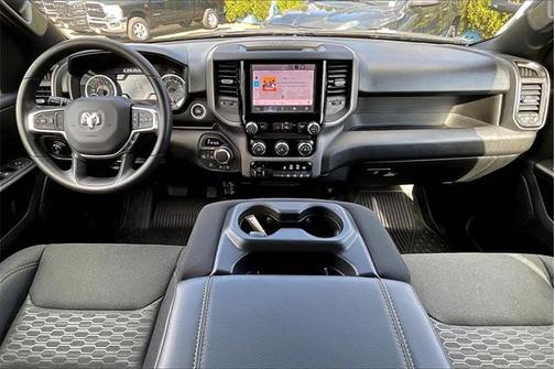 2025 RAM 1500 Warlock Crew Cab 4x4 5'7' Box