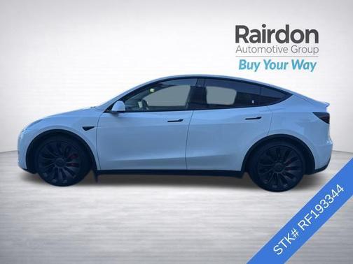 2024 Tesla Model Y Performance Dual Motor All-Wheel Drive