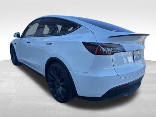 2024 Tesla Model Y Performance Dual Motor All-Wheel Drive