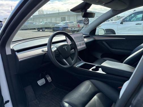 2024 Tesla Model Y Performance Dual Motor All-Wheel Drive