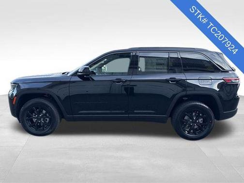 2026 Jeep Grand Cherokee Altitude