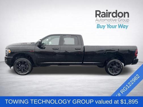 2024 RAM 3500 Laramie Crew Cab 4x4 8' Box