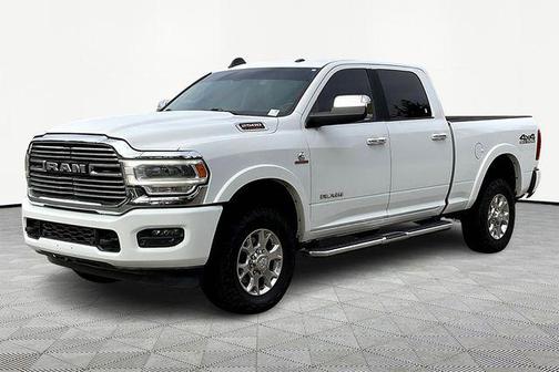 2022 RAM 2500 Laramie Crew Cab 4x4 6'4' Box