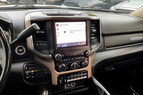2022 RAM 2500 Laramie Crew Cab 4x4 6'4' Box