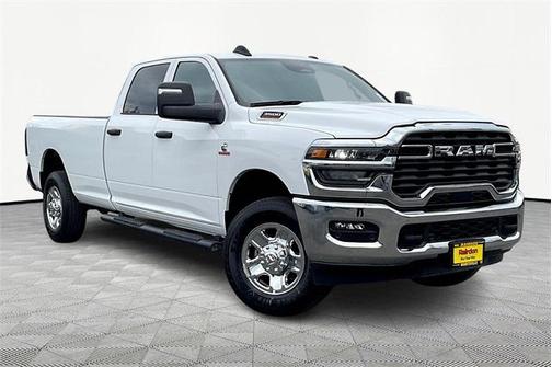 2025 RAM 3500 Tradesman Crew Cab 4x4 8' Box