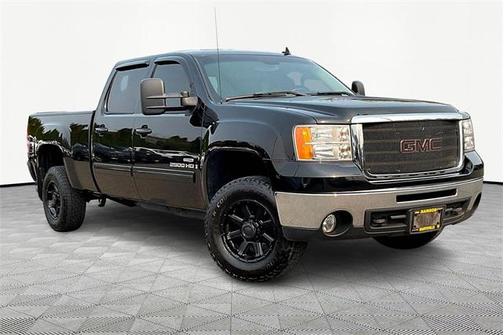 2008 GMC Sierra 2500 SLT H/D Crew Cab