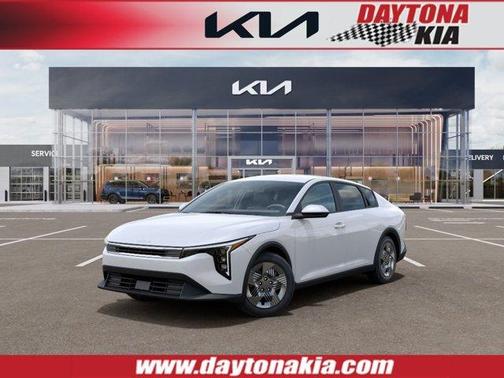 Snow White Pearl 2026 Kia K4 LX