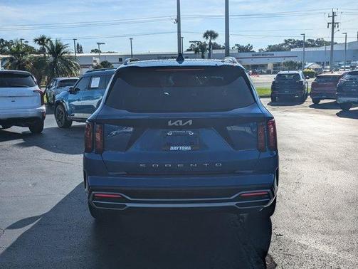 2022 Kia Sorento S