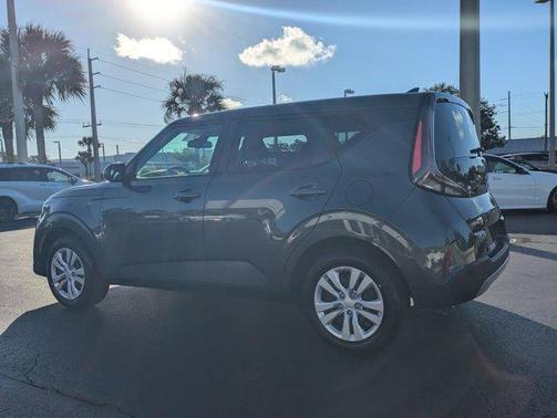 2025 Kia Soul LX