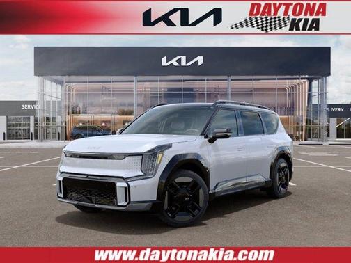 Glacial White Pearl 2026 Kia EV9 GT-Line