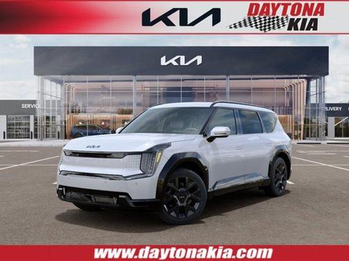 Glacial White Pearl 2026 Kia EV9 Land