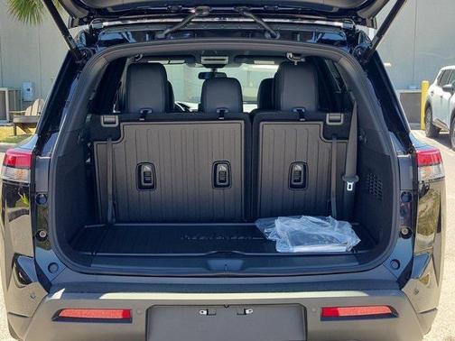 2025 Nissan Pathfinder Rock Creek 4WD