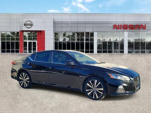 2020 Nissan Altima SR FWD