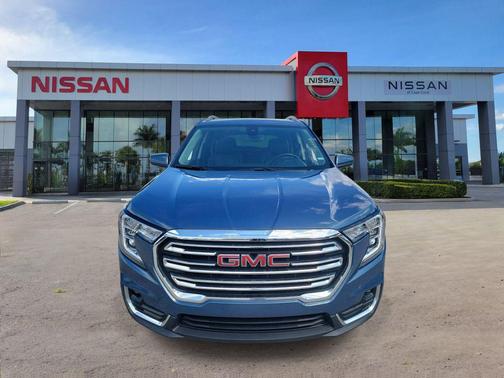 Downpour Metallic 2024 GMC Terrain SLT