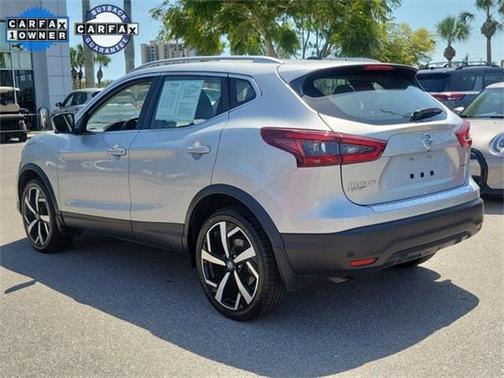 2022 Nissan Rogue Sport SL