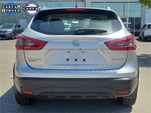2022 Nissan Rogue Sport SL